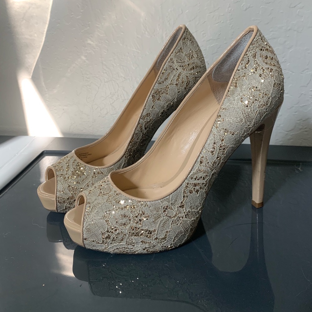 Size 7 Guess Nude Sparkle Heel